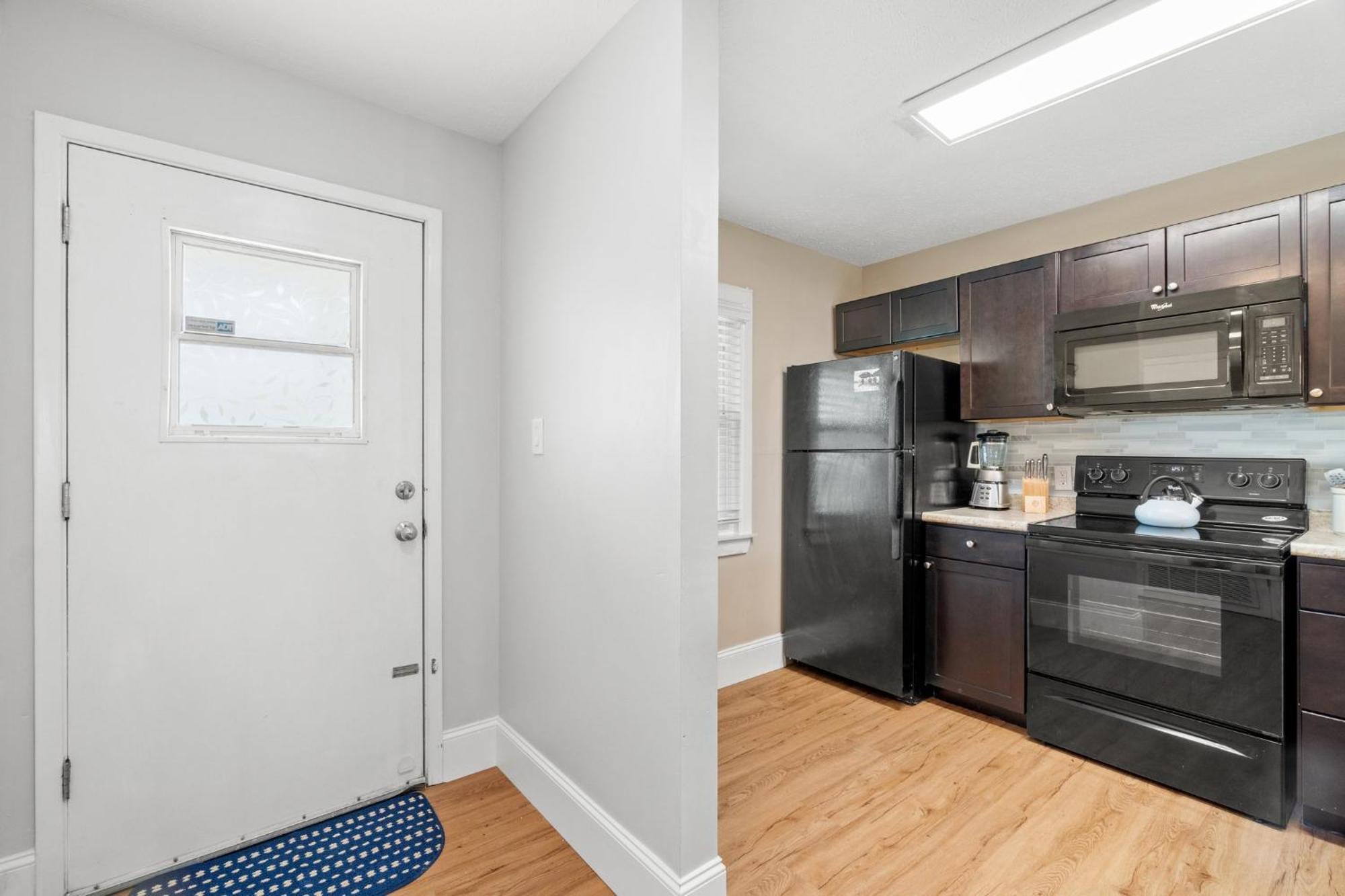 120 Palm Dr A - La Casa Turquesa